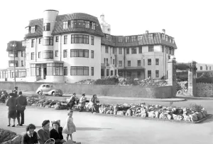 Porthcawl: Porthcawl, Seabank Hotel c1955