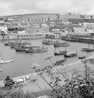 Porthleven: Porthleven Harbour, Cornwall
