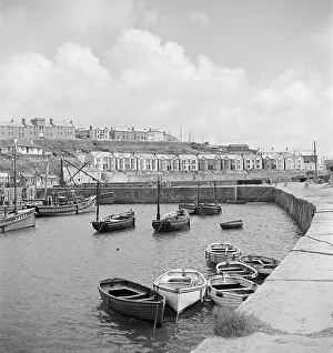 Porthleven: Porthleven Harbour, Cornwall