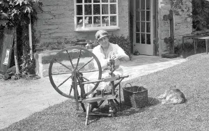 Portmeirion: Portmeirion, Spinning Wheel 1933