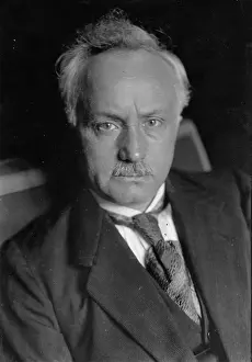 Politican: Portrait of Carl Severing