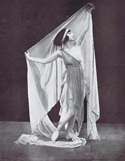 Loomis: Portrait of classical dancer Margaret Loomis