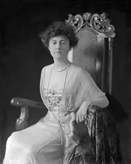 Swaythling: Portrait of an Edwardian Lady