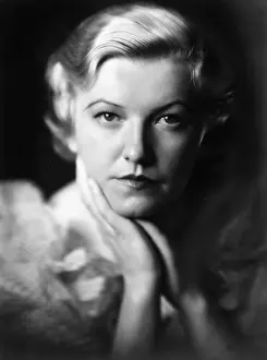 Beauties: Portrait fo a woman