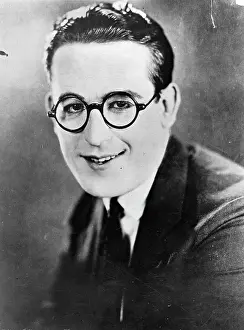 Lloy: Portrait of Harold Lloyd