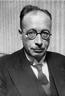 Checkpoints: Portrait of Heinrich Zimmermann