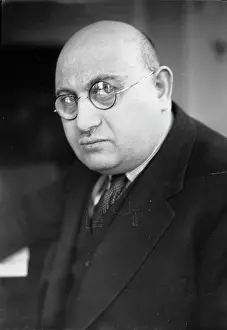 Speculator: Portrait of Jacob Schapiro