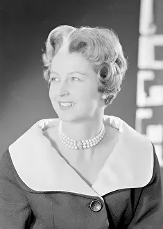 Necklaces: Portrait of Lady Shawcross