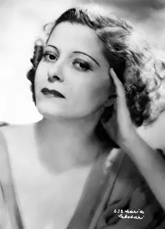 Liebe: Portrait of Maria Cebotari, 1940