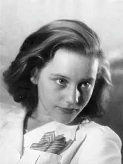 Schell: Portrait of Maria Schell, 1942