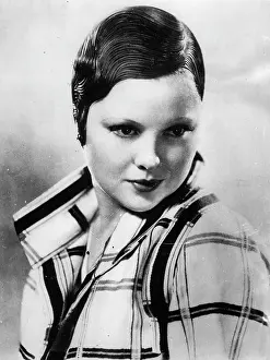 Sleek: Portrait of Mary Carlisle