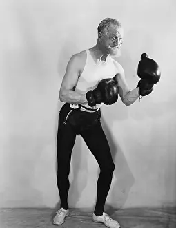 Workout: Portrait of mature boxer