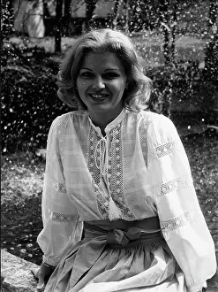 Manson: Portrait of model Jeane Manson sitting outside