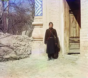 Prokudin: Portrait of a Russian policeman, original ?
