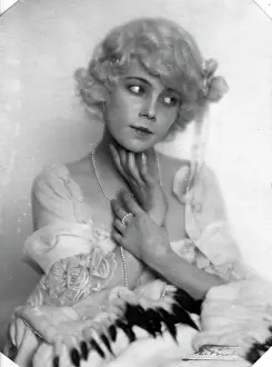 Losch: Portrait Tilly Losch