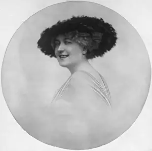 Updo: Portrait of a woman, 1916