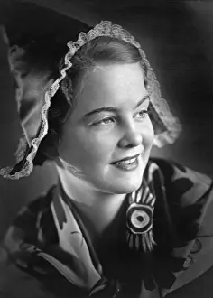 Senta: Portrait of a woman, 1938