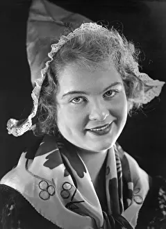 Senta: Portrait of a woman, 1938