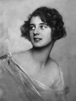 Trendy: Portrait of a woman in the 20s