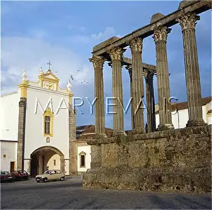 Evora: PORTUGAL/EVORA TEMPLE