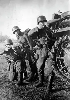 Fake: Posed photo of a German attack, 1941