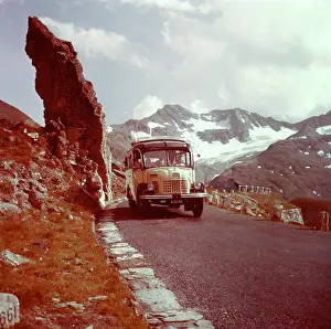 Omnibuses: Post bus in the so-called Hexenkuche (witch kitchen)