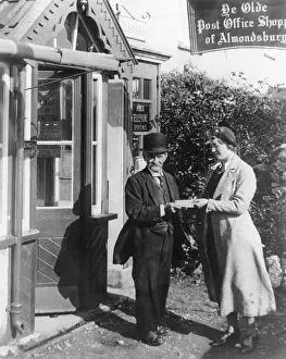 Shoppe: Post Office shop, Almondsbury