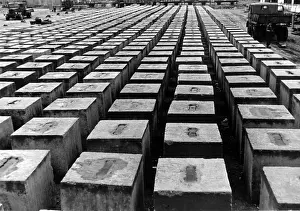 Dismantling: Post-war era: dismantling blocks in Kiel