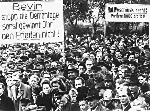 Dismantling: Post-war era - protest against dismantling