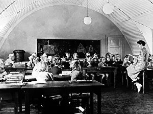 Nissen: Post-war era - school lessons