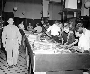 Brochures: Post-war era - Youths
