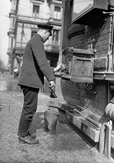 Mailboxes: Postbox