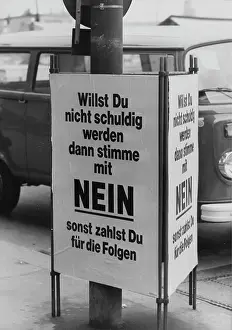 Referendums: Poster for the referendum on the Zwentendorf nuclear
