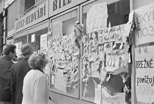 Liberalization: Posters - messages - information - news - protest
