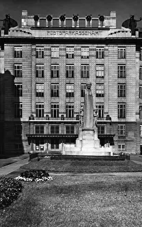 Wallis: Postsparkasse in Vienna, 1936