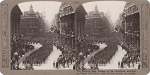 Stereoscopic: Postwar celebration with marching troops, City of London