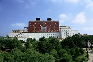 Lhasa: The Potala Palace