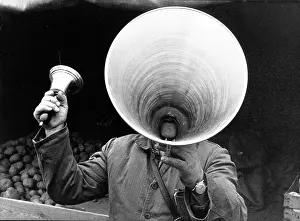 Chances: Potato traders with speakers in Berlin