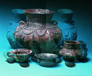 Gangl: Pottery from the Middle Bronze Age. The large vessel?