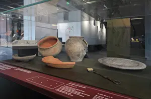 Vercingetorix: Pottery, Musee Archeologique de la Bataille de
