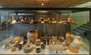 Franche: Pottery, Musee de la Civilisation Celtique, Bibracte