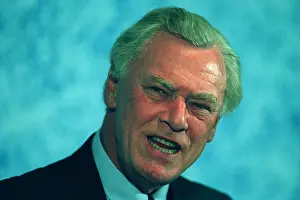Schluter: Poul Schluter