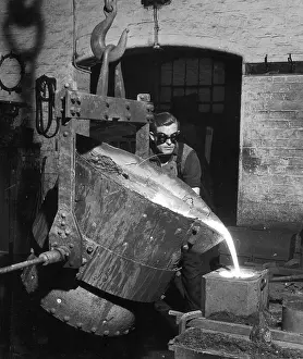 Heinz Zinram: Pouring Molten Metal