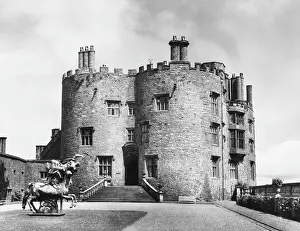 Stoned: POWIS CASTLE