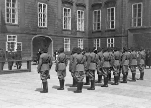 Straz: Prague 1934, Castle Guards