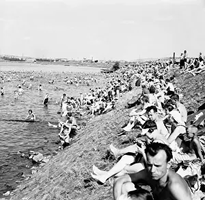 Vltava: Prague 1938 - sunbathers and swimers