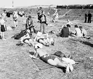 Vltava: Prague 1938 - sunbathers and swimers