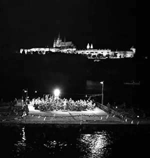 Rostislav: Prague Castle - Vltava - orchestra - night