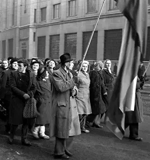 Reactionaries: Prague - February 1948 - crowd - enthusiastic