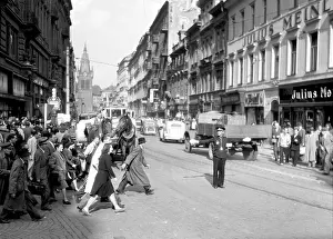 Crosswalk: Prague - Public Safety - crossing